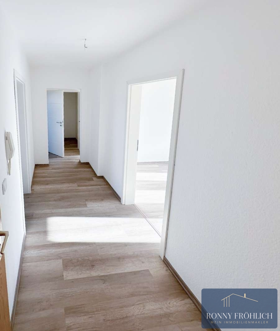 Flur Dachgeschosswohnung Zwickau