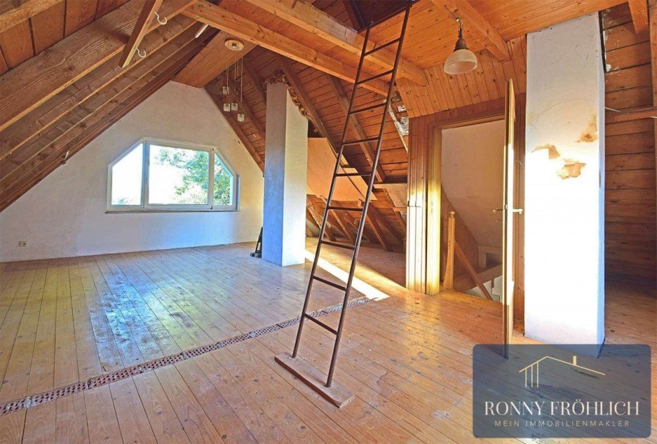 Spitzboden Einfamilienhaus Schlettau