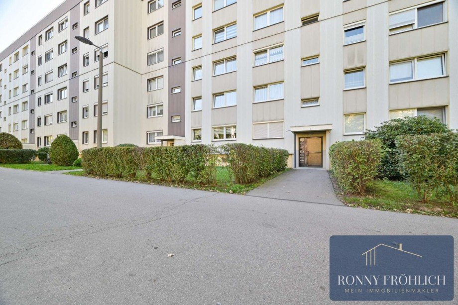 Hauseingang Wohnung M�lsen