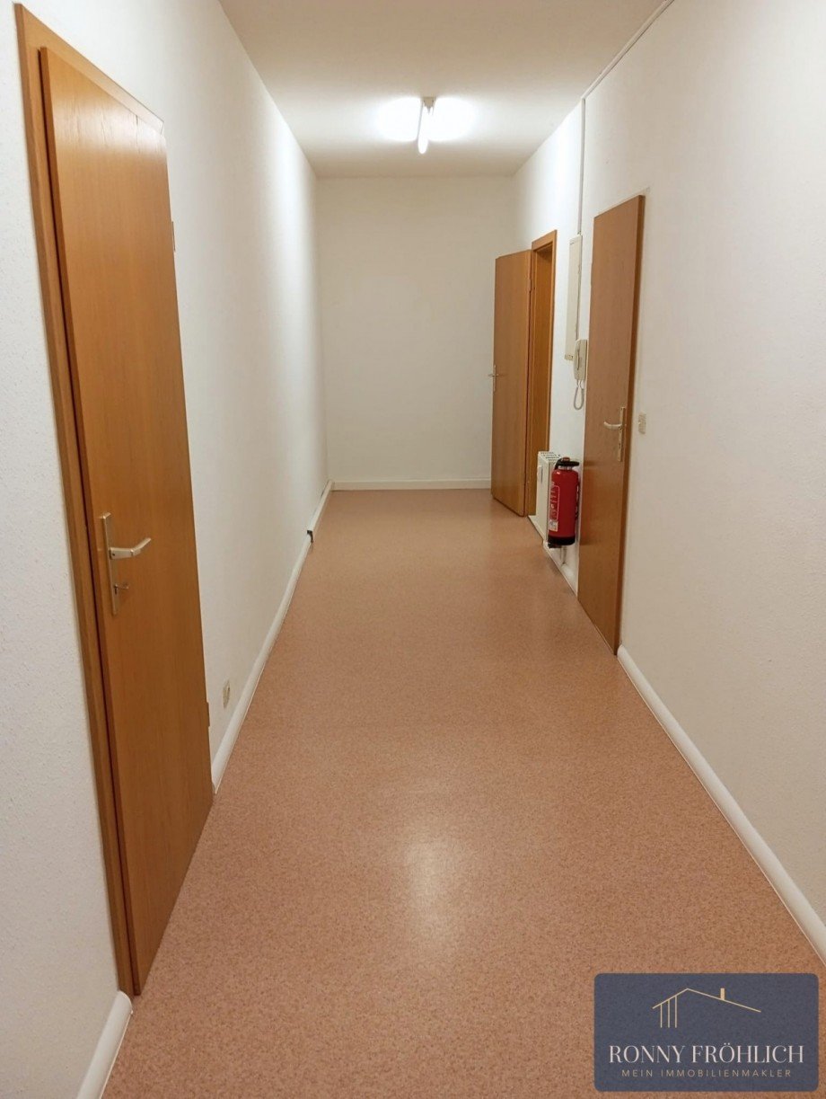Gewerbeeinheit B�ro / Praxis Fl�ha