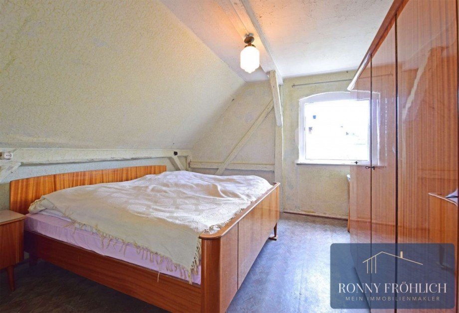 Dachboden Mehrfamilienhaus Zw�nitz