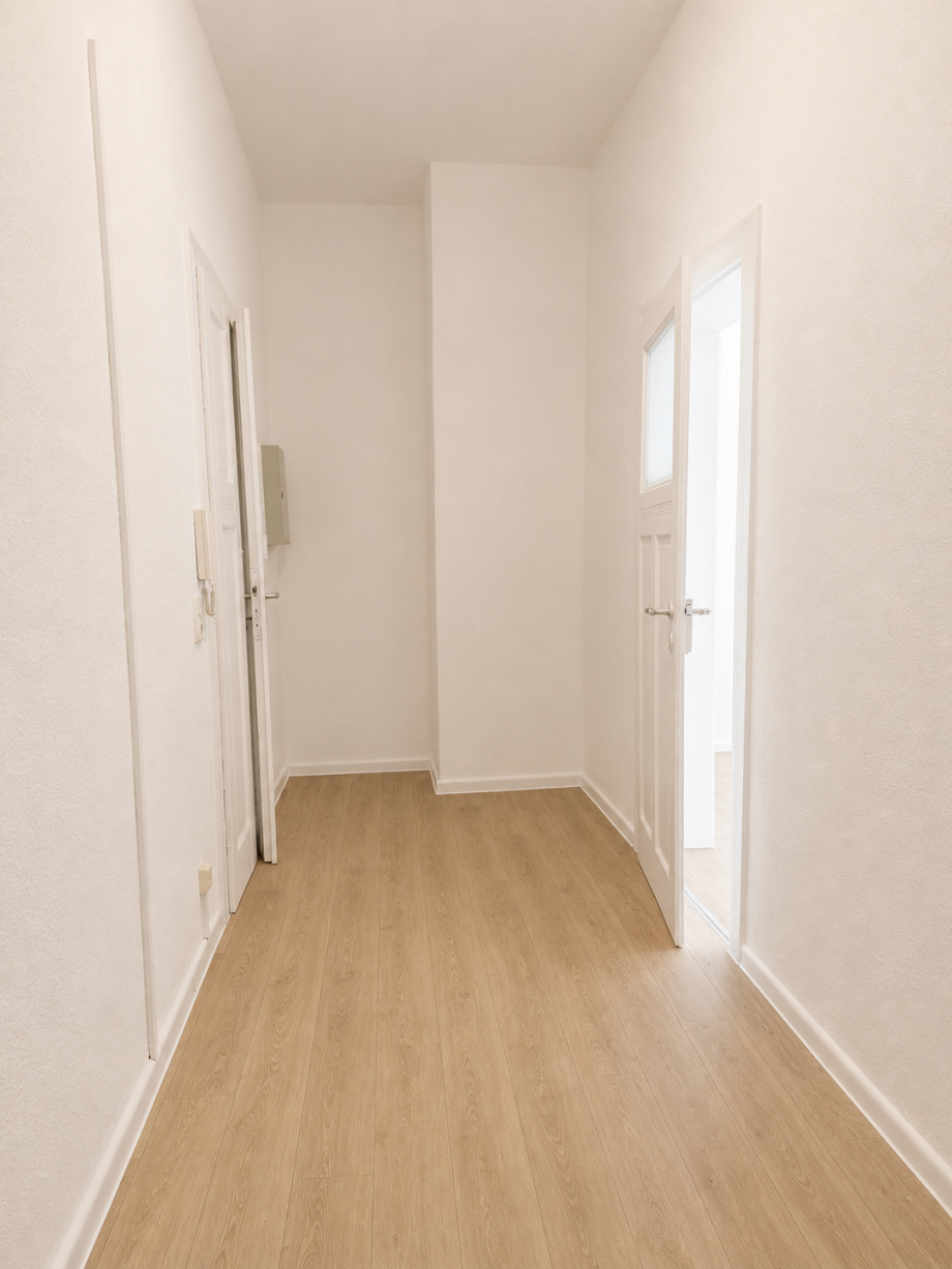 KI-Flur Erdgeschosswohnung Heidenau