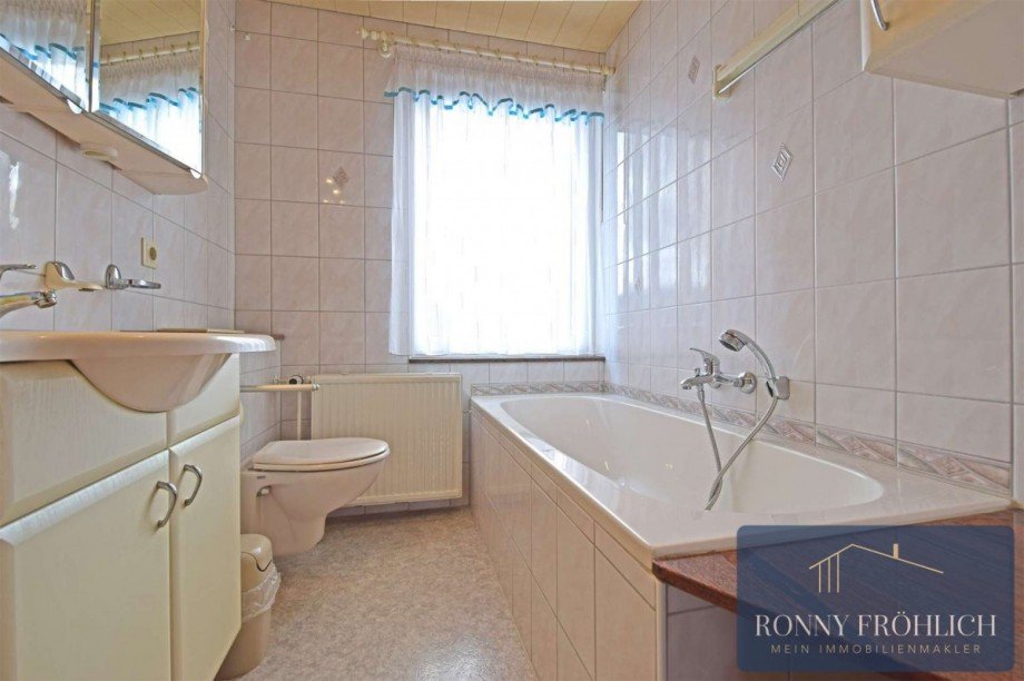 Wohnung 2 Mehrfamilienhaus Zw�nitz