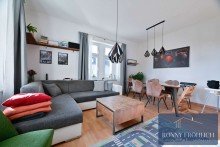 Wohnzimmer leere, bezugsfertige Eigentumswohnung in Chemnitz Yorckgebiet: 3-Raum-Wohnung mit Balkon, Stellplatz