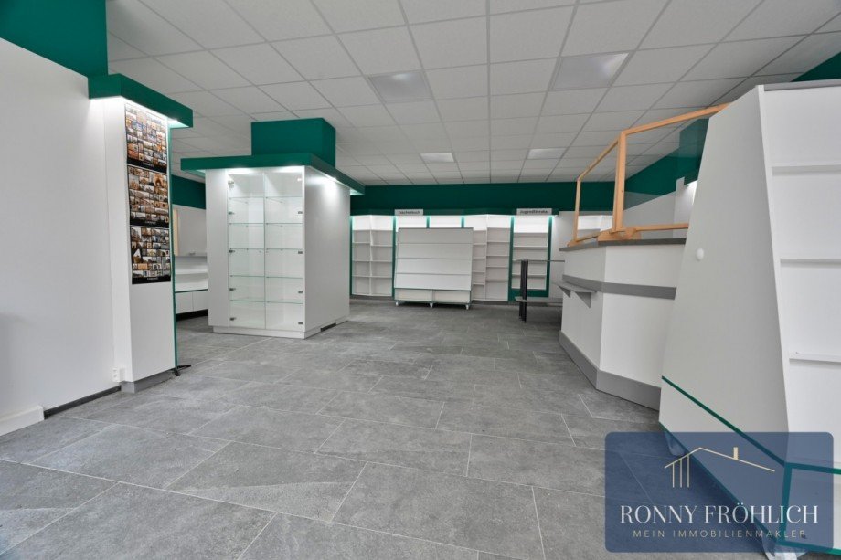Gewerbefl�che mit viel Stauraum Einkaufszentrum Chemnitz
