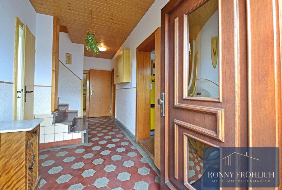 Flur Mehrfamilienhaus Zw�nitz