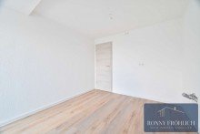 K�che WOW! Frisch saniert: Stilvolle 3-Raum-Maisonette mit Balkon, Aufzug & Fernblick auf dem Ka�berg! NEU