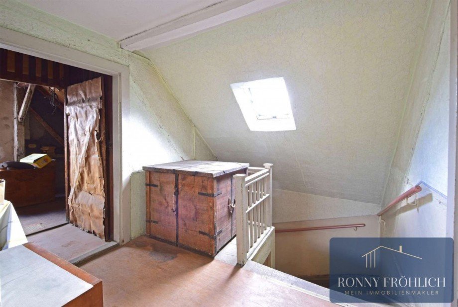 Dachboden Mehrfamilienhaus Zw�nitz
