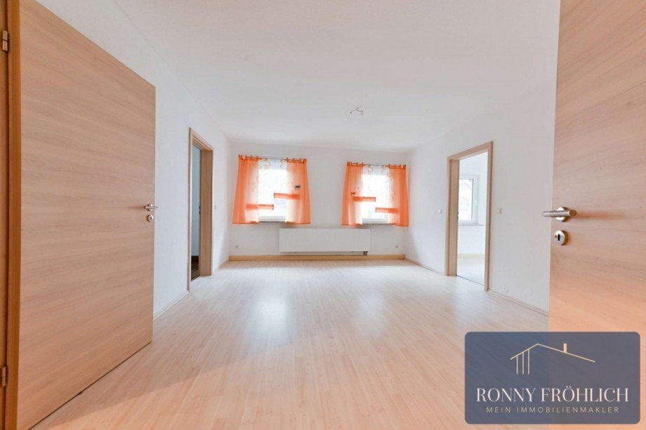 Esszimmer oder Wohnzimmer 2 Etagenwohnung Lauter-Bernsbach
