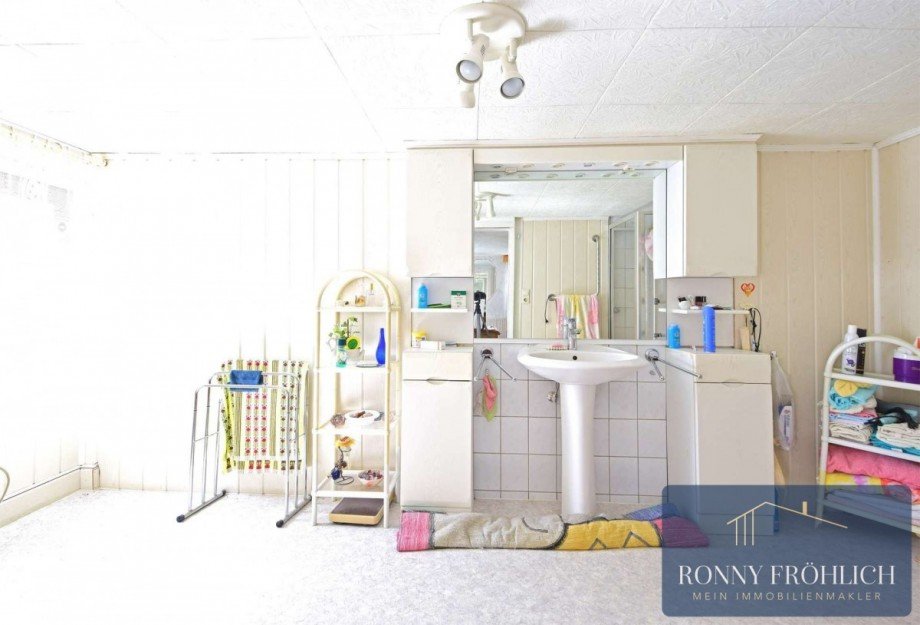 Badezimmer OG Einfamilienhaus Burkhardtsdorf