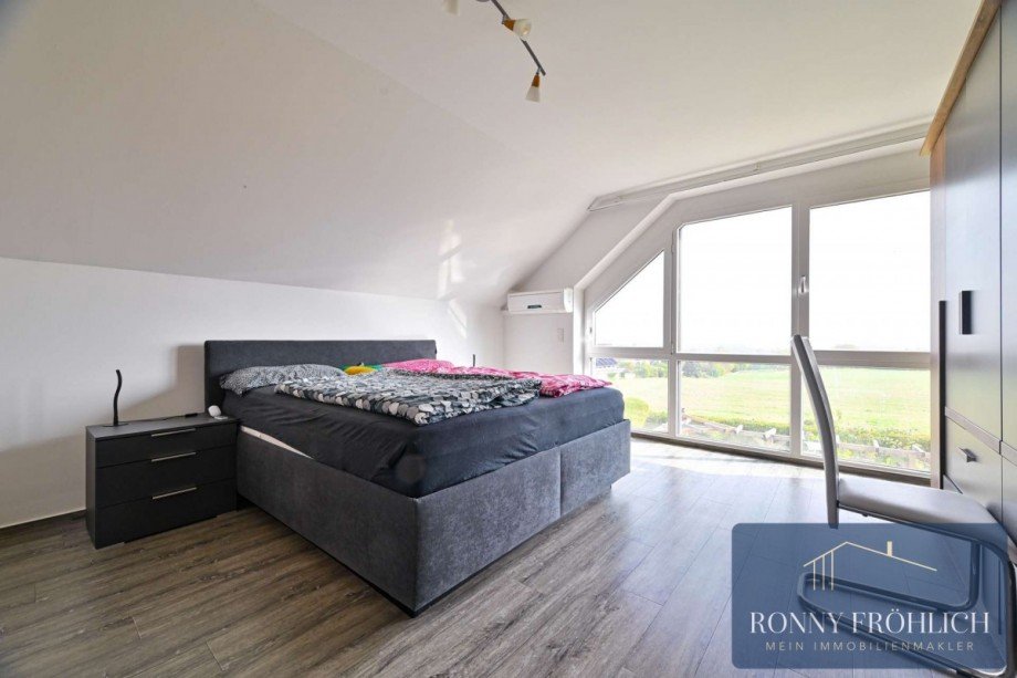 Schlafzimmer OG Einfamilienhaus Zwickau