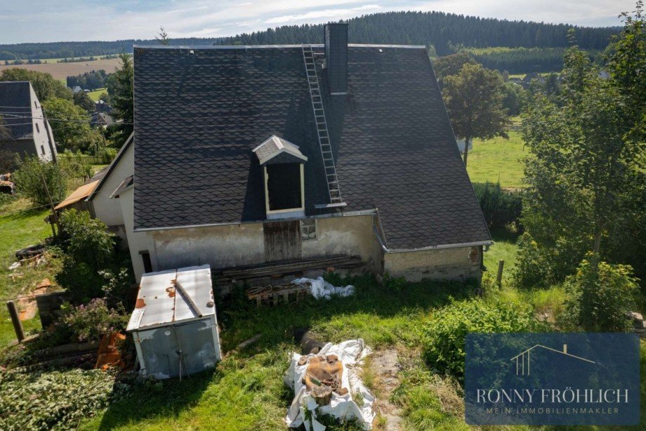 R�ckansicht Einfamilienhaus Thum