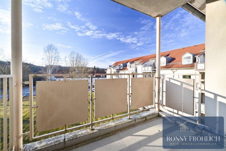Balkon Fl�ha Wohnung Einladende 2-Raum-Wohnung mit XL-Wohnzimmer und Balkon in ruhiger Lage von Fl�ha, Fu�boden neu
