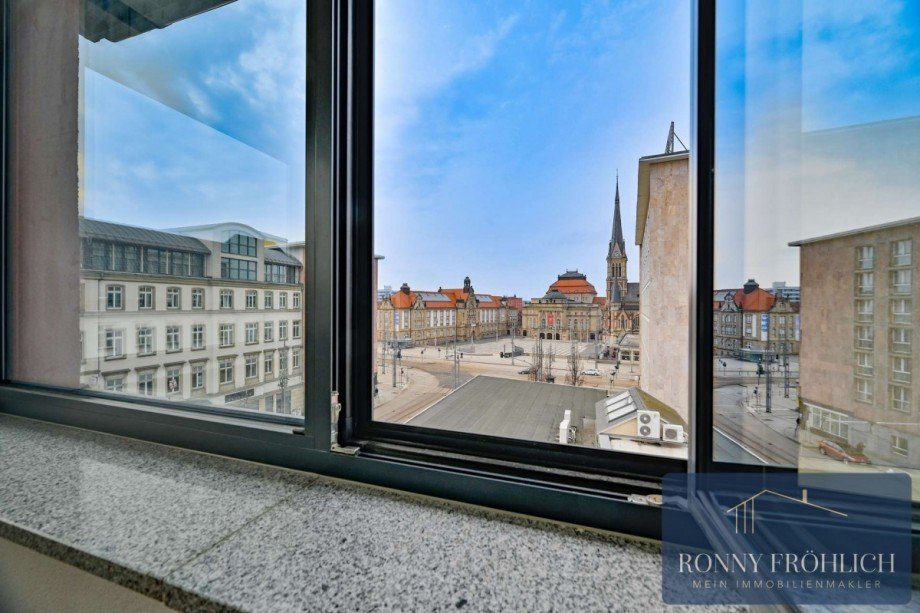 Theaterplatz, Ausblick Wohnzimmer Penthousewohnung Chemnitz