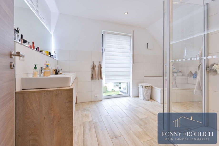 Badezimmer Einfamilienhaus Gro�r�ckerswalde