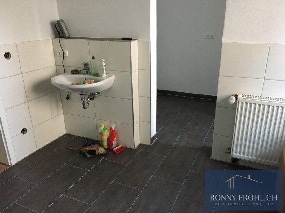 Bad EG 1-1 Mehrfamilienhaus Gersdorf