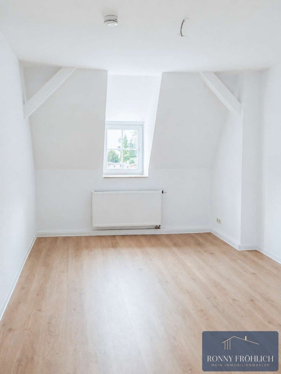Zimmer Dachgeschosswohnung Chemnitz