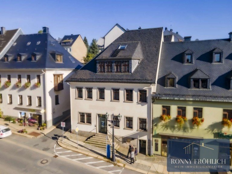 Hausasicht 1 Annaberg-Buchholz B�ro / Praxis gro�e und sanierte Gewerbeeinheit �ber zwei Etagen zu vermieten im Zentrum von Annaberg-Buchholz