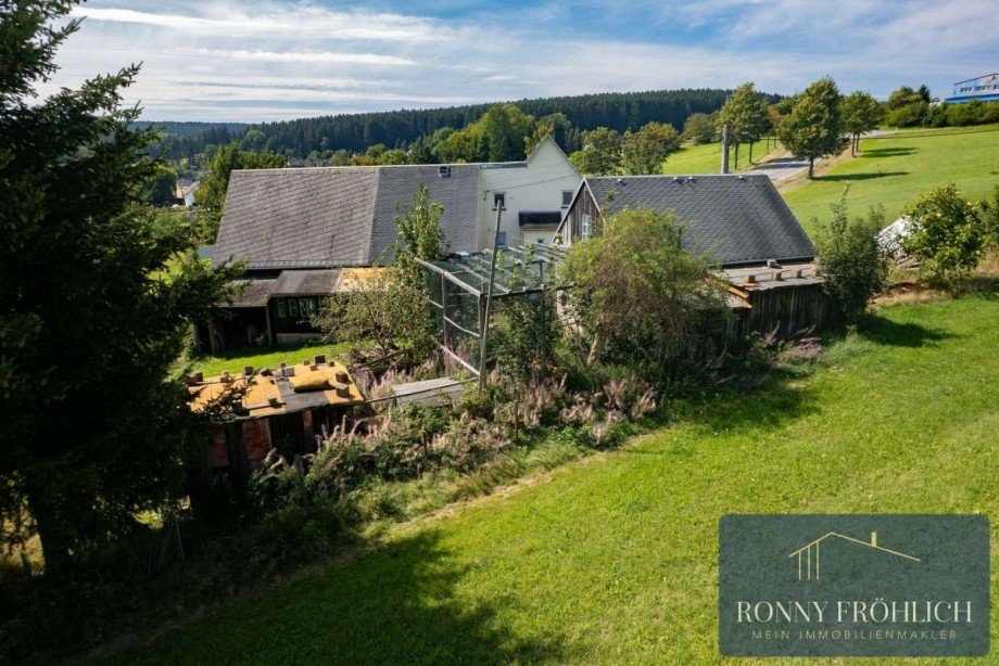 R�ckansicht Einfamilienhaus Thum