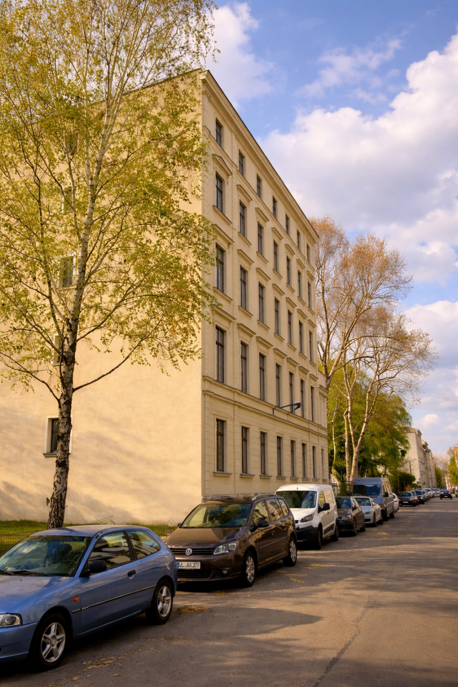 Hausansicht Stra�e Front Etagenwohnung Leipzig