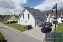 Au�enansicht Neuwertiges freistehendes Einfamilienhaus, Exklusiver Wohntraum in Gro�r�ckerswalde bei Marienberg