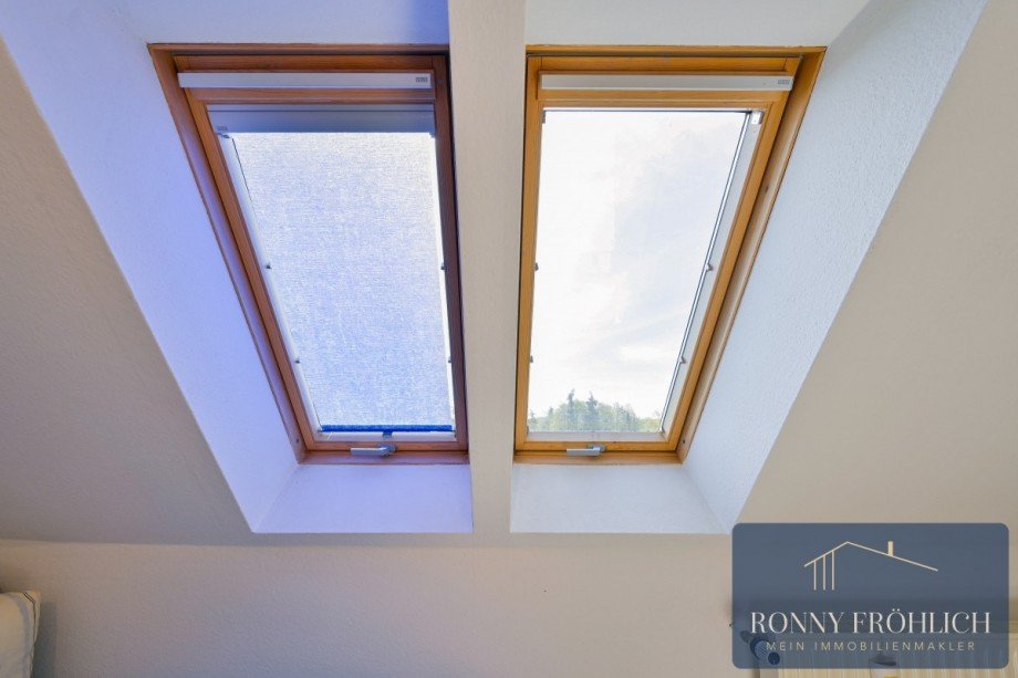 Dachfl�chenfenster Holz Doppelhaush�lfte Lichtenstein/Sachsen