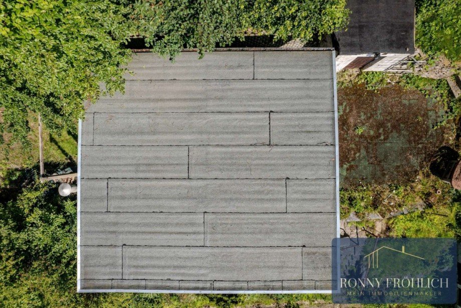 Dach Ferienbungalow Wohngrundst�ck Aue