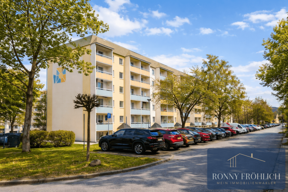 Hausansicht Dachgeschosswohnung Zw�nitz