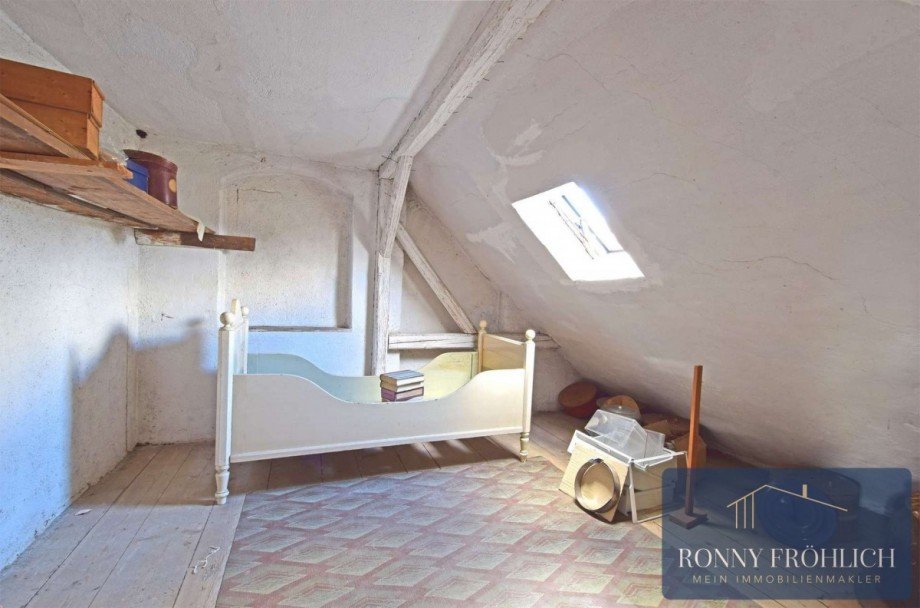 Dachboden Mehrfamilienhaus Zw�nitz