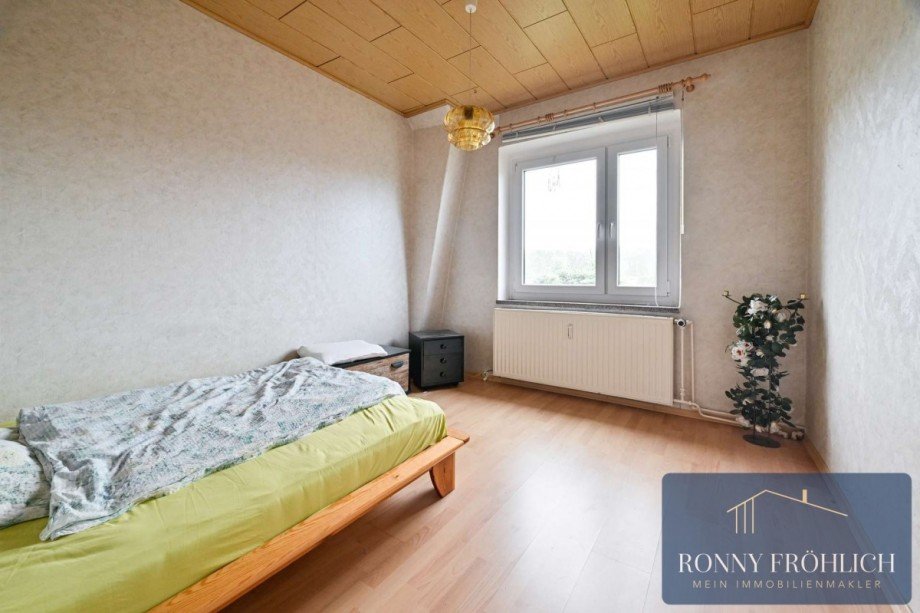 Schlafzimmer Reihenmittelhaus Auerbach