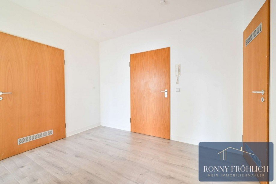 Flur1 Wohnung Chemnitz