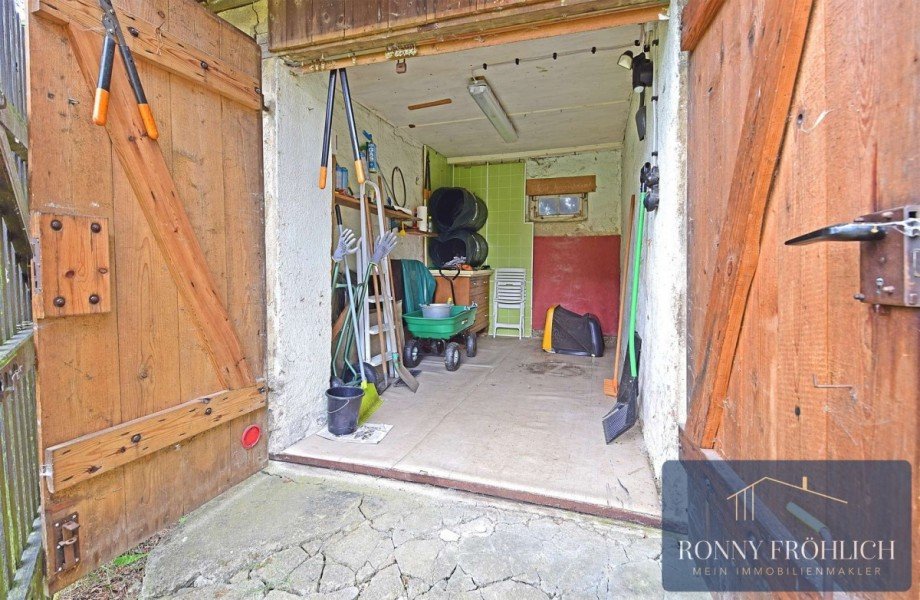 Garage 3 Zweifamilienhaus Schneeberg