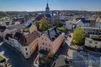Hauptbild Attraktives Wohn- & Geschäftshaus mit 5 Einheiten-solide Mieteinnahmen in zentraler Lage von Meerane