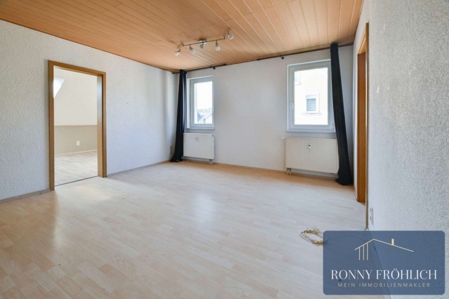 Wohnzimmer Leerstand Mehrfamilienhaus Lichtenstein/Sachsen