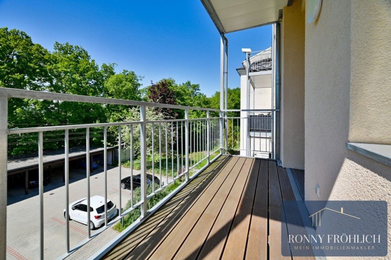 Balkon Glauchau Wohnung sanierte, voll ausgestattete 2 Raum Wohnung mit Balkon, Fu�bodenheizung und Carport in Glauchau