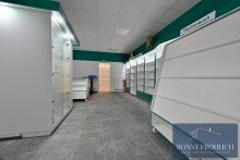 gepflegte Gewerbefl�che Gewerbefl�che f�r B�ro, Verkauf oder Dienstleistungen im Gablenz Center Chemnitz zu vermieten, Lager