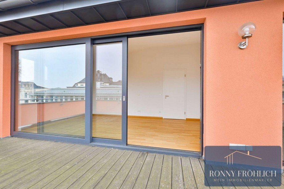 Schlafzimmer Zugang Dachterrasse Penthousewohnung Chemnitz