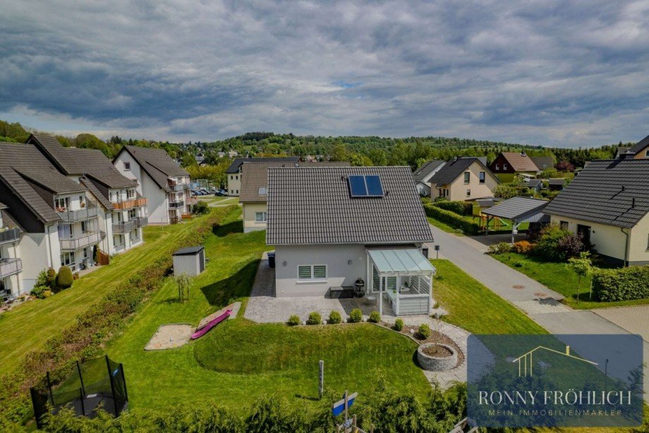 Seitenansicht Einfamilienhaus Gro�r�ckerswalde