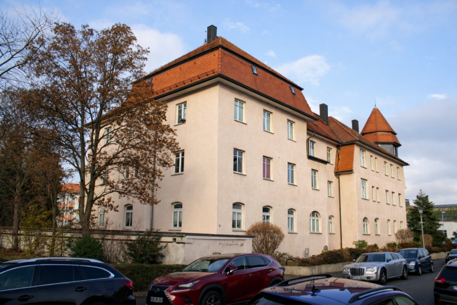 Gro�es Wohngeb�ude an Vorstadtsstra�e Etagenwohnung Heidenau