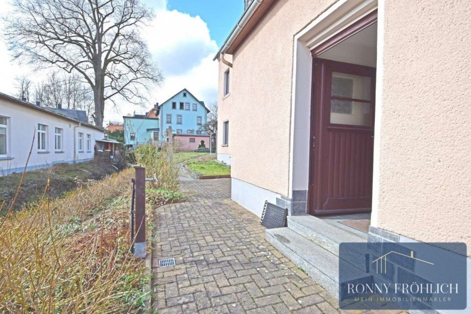 Hintereingang Mehrfamilienhaus Zw�nitz