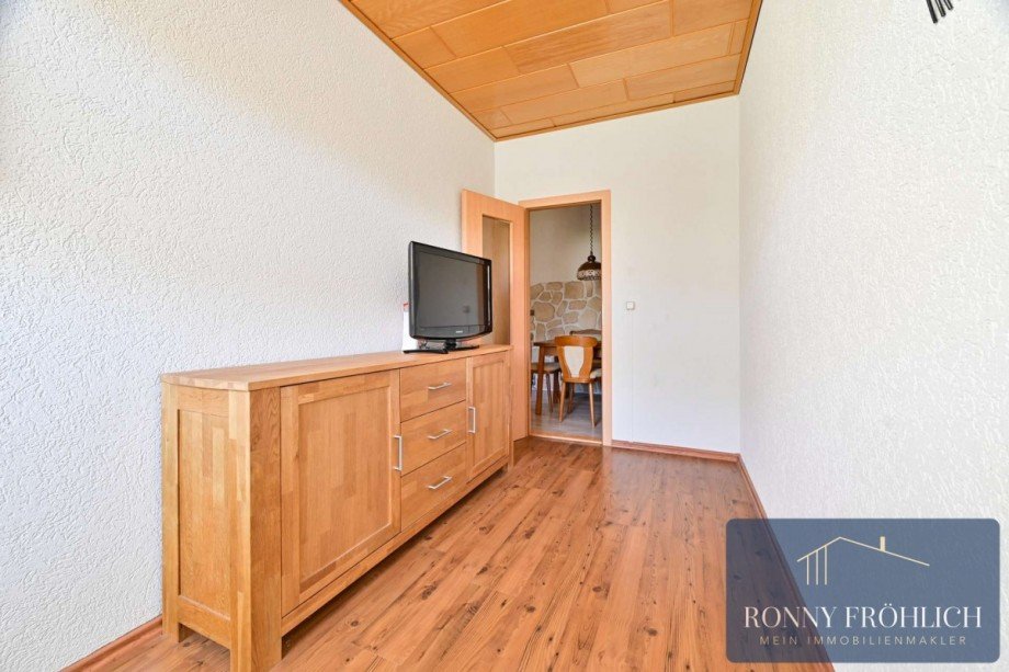Kinderzimmer 2/B�ro Wohnung M�lsen