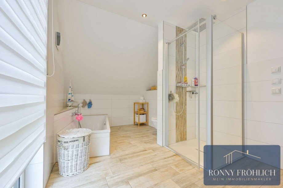 Badezimmer Einfamilienhaus Gro�r�ckerswalde