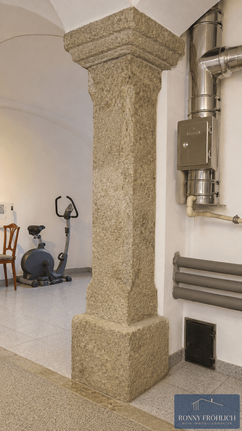 Granits�ule Zweifamilienhaus Schneeberg