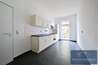 Hauptbild Helle 2-Raum-Wohnung mit Balkon, Tageslichtbad und Einbauküche in Altendorf