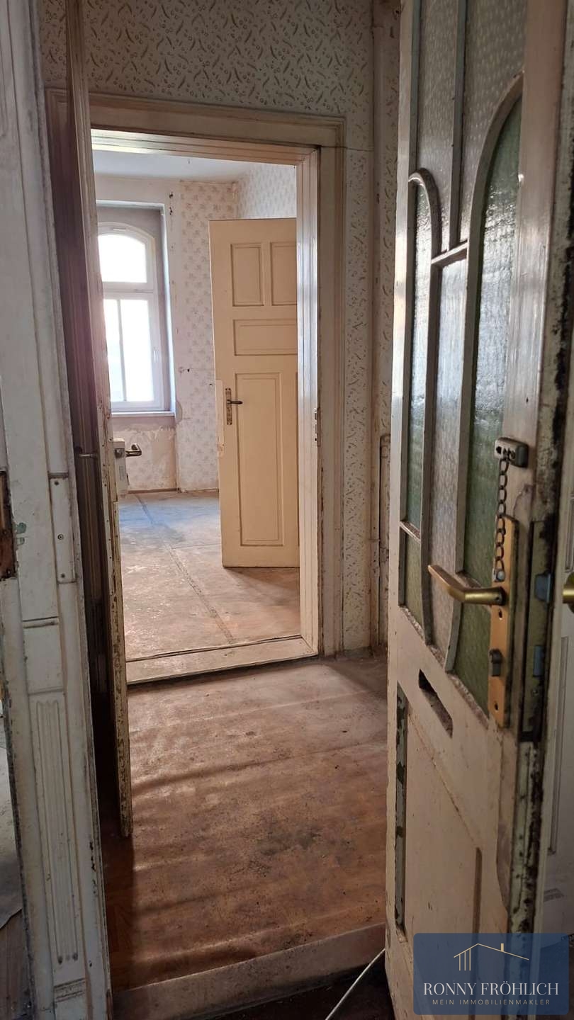 Wohnungseingangst�r Mehrfamilienhaus Olbernhau