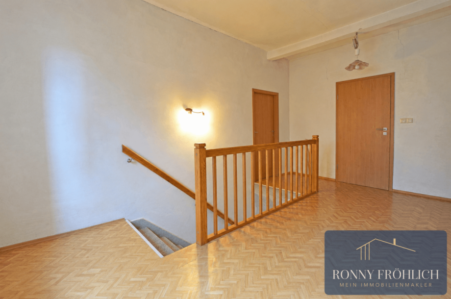 Hausflur Zweifamilienhaus Schneeberg
