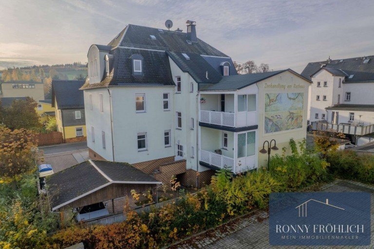 Hausansicht Thalheim/Erzgeb. Wohnung WOW! 3 Zimmer Wohnung in Thalheim mit Balkon, K�che & Stellplatz